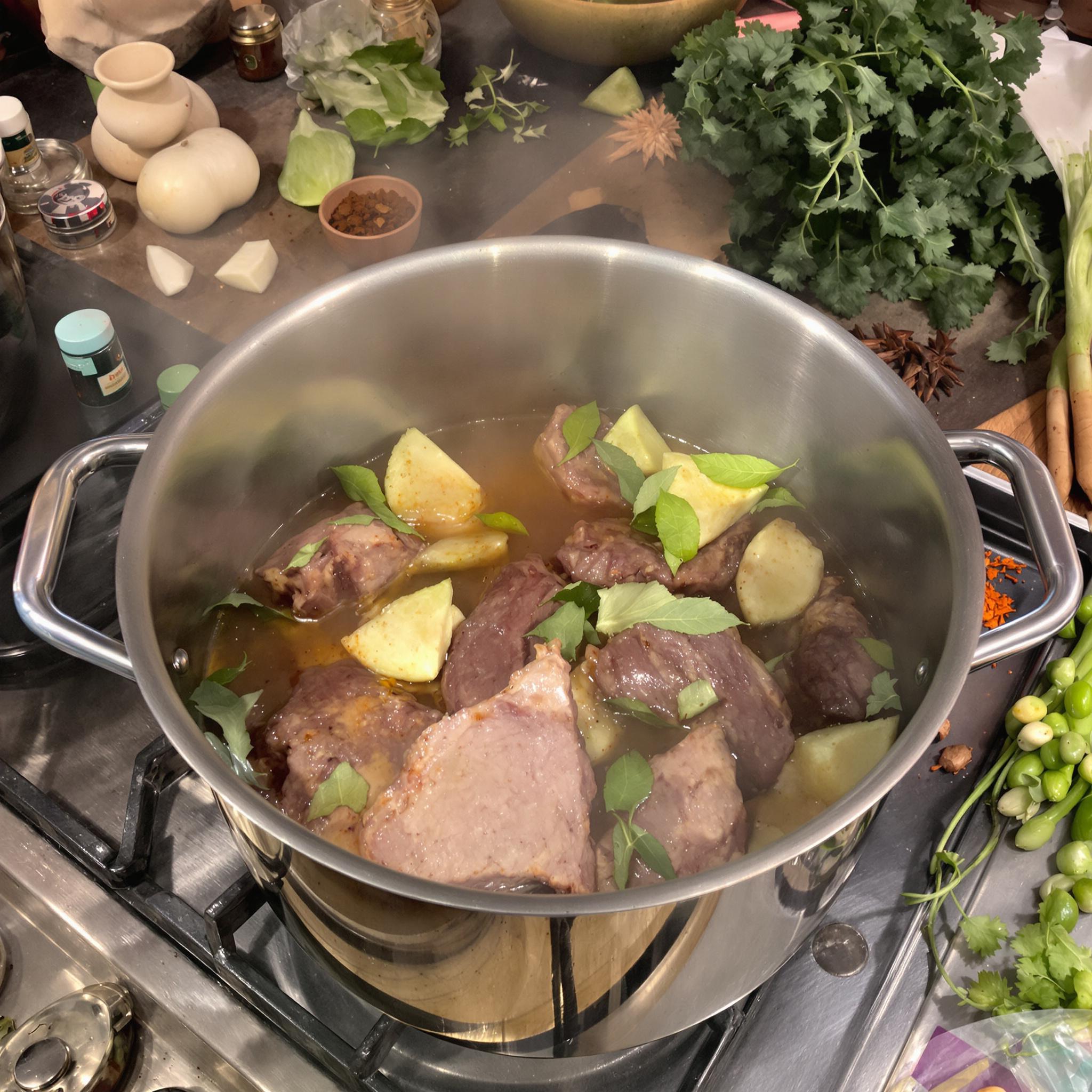 Hachee met kruidnagel en laurier