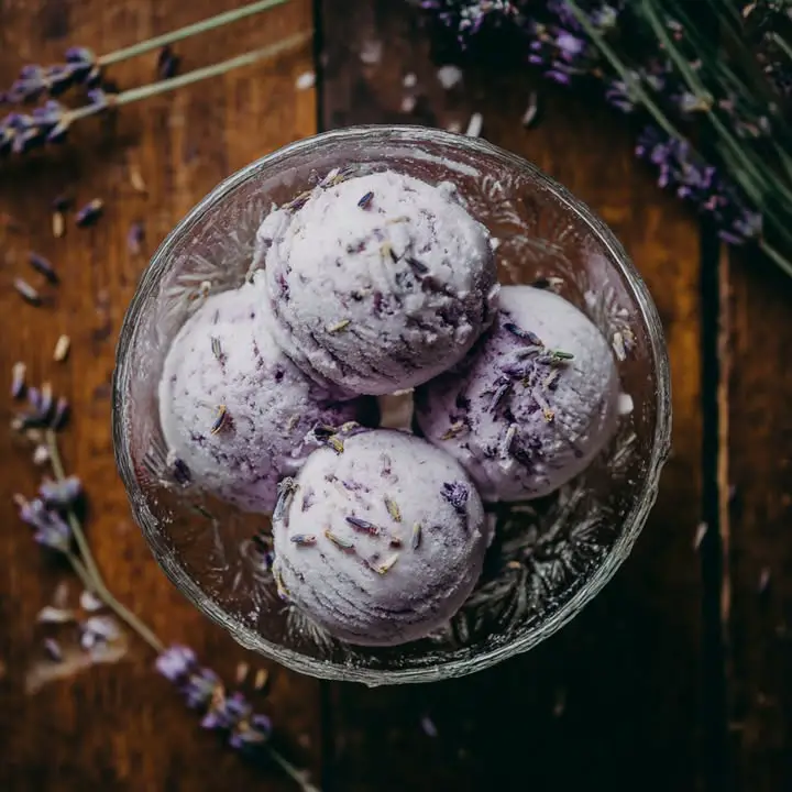 Lavendel IJs Zelfgemaakt