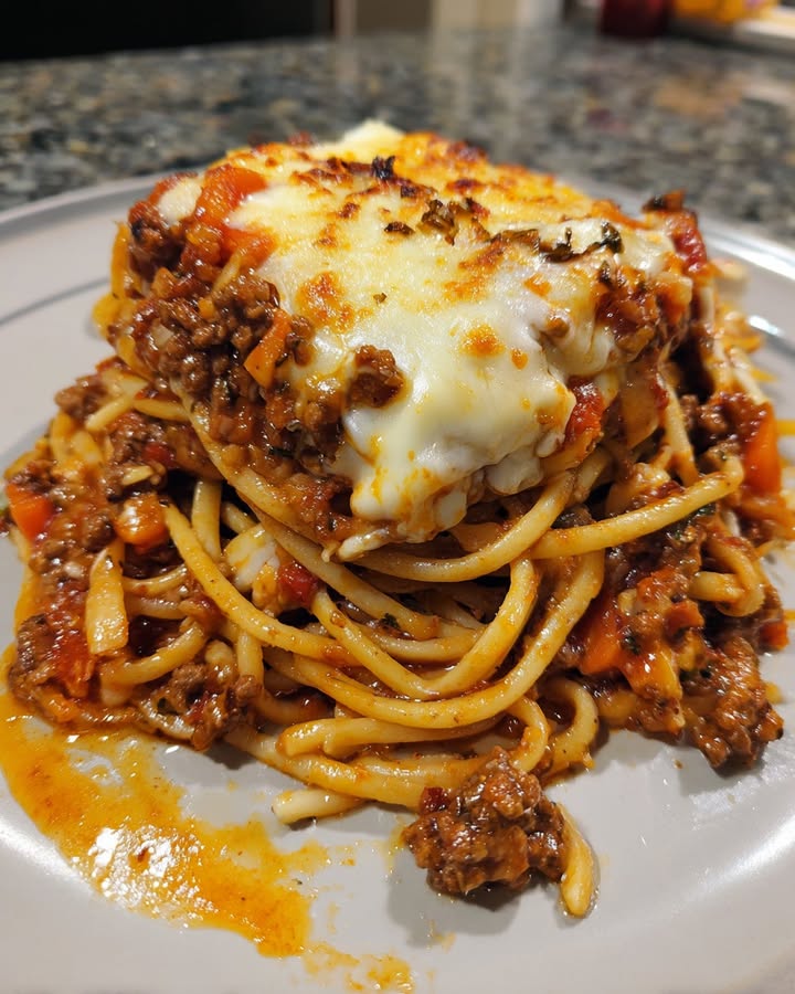 Romige Knoflook Bolognese Spaghetti